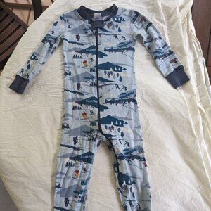 Hanna Andersson Zip Sleeper "Winter Games" Ski Hockey, Size 3T (90cm)